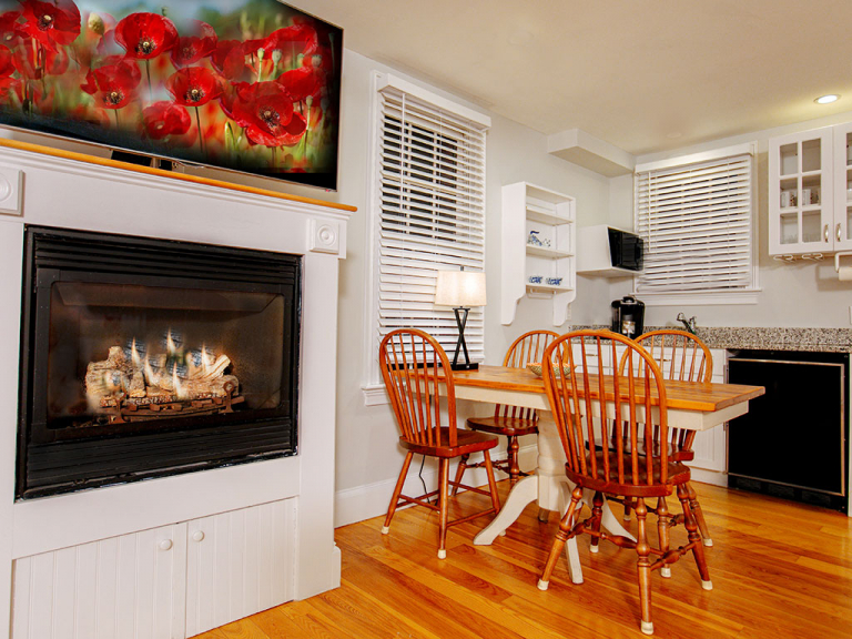 Gabriels Room 2 Pink Pages 768x576