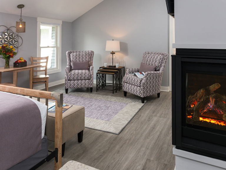 Pink Pages Hotel Saugatuck 6 768x576