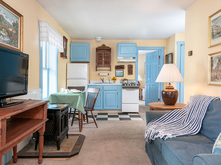 Room 9.3 Pink Pages 768x576