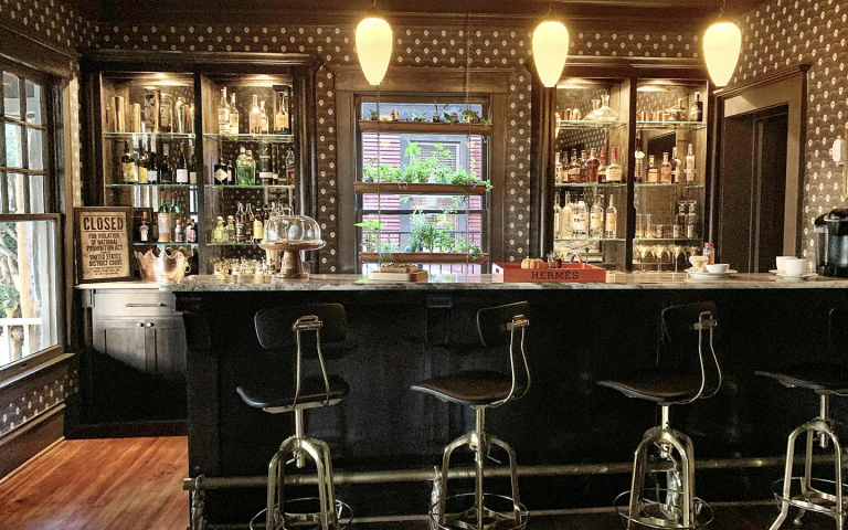 Cocktail Lounge 768x480