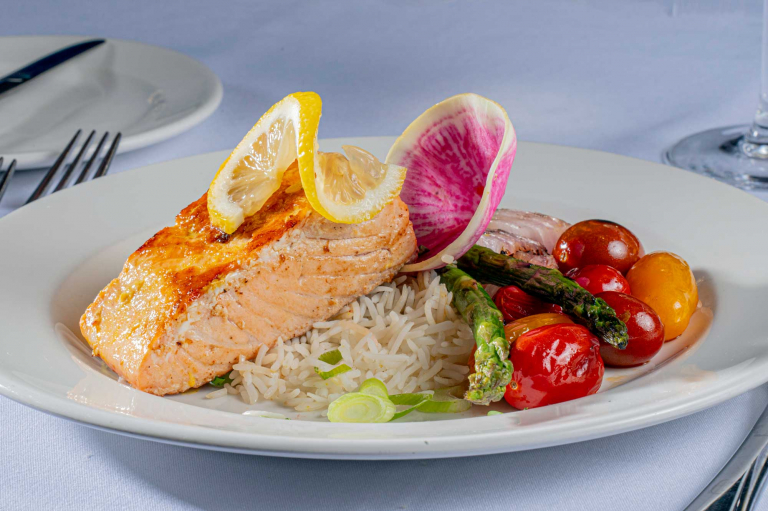 Delmanor food 768x511