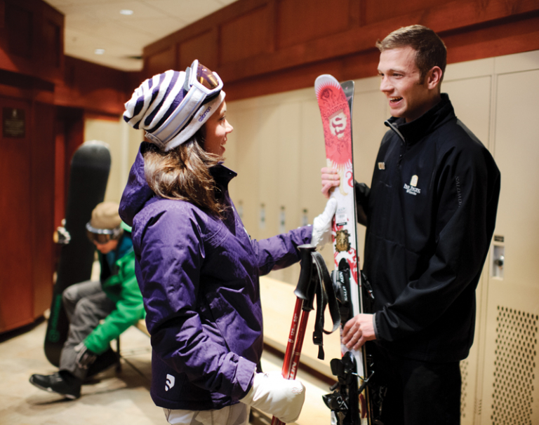 PPWM LifeStyle SkiValet HK0077 Web 768x606